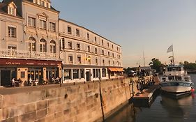Best Western Le Cheval Blanc - Vieux Port